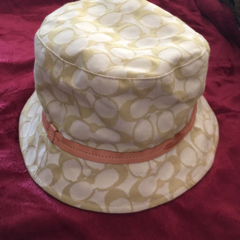 Coach green Hat one size